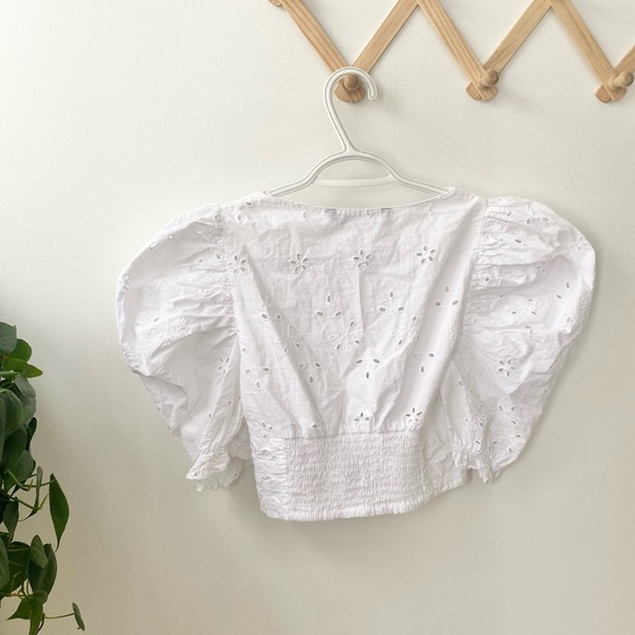 Zara eyelet smocked crop top - Picture 4 of 7